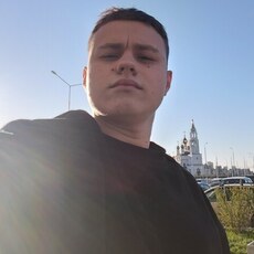 Фотография мужчины Юрий, 19 лет из г. Екатеринбург