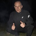 Денис, 33 года