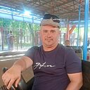 Саша, 44 года