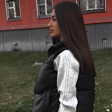 Фотография девушки Ксения, 21 год из г. Томск