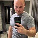 Максим, 33 года