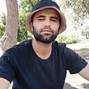 Али, 32 года