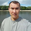 Marat, 33 года