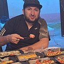 Ахи, 33 года
