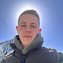 Артем, 24 года