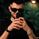 Omari, 25 лет