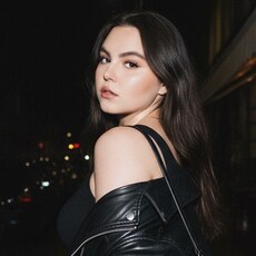 Фотография девушки Уля, 19 лет из г. Тобольск