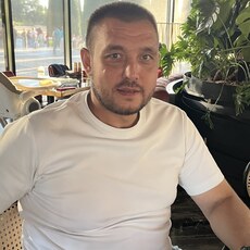 Фотография мужчины Игорь, 37 лет из г. Ростов-на-Дону