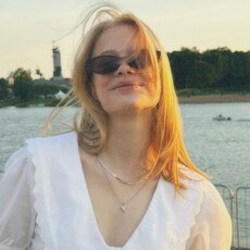 Фотография девушки Ульяна, 19 лет из г. Великий Новгород