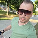 Sns, 39 лет