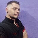 Ллойд, 32 года