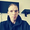 Артём, 27 лет