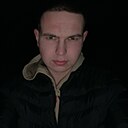 Максим, 18 лет