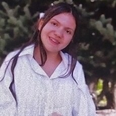 Фотография девушки Арина, 19 лет из г. Воронеж