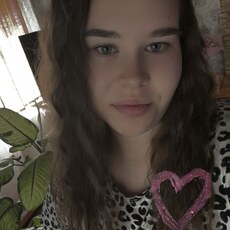 Анастасия, 21 из г. Киселевск.