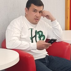 Фотография мужчины Ilxom, 29 лет из г. Петропавловск-Камчатский
