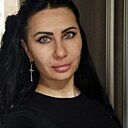 София, 44 года