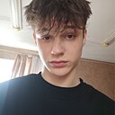 Андрей, 18 лет