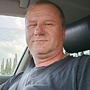 Саша, 44 года