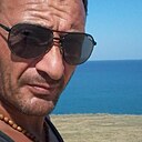 Гарик, 42 года