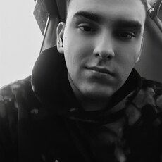 Фотография мужчины Кирилл, 18 лет из г. Мурманск