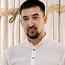 Бек, 38 лет