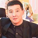 Нау, 33 года