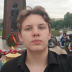 Фотография мужчины Даниил, 19 лет из г. Бишкек