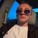 Артём, 22 года