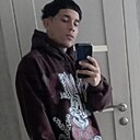 Alejandro, 22 года
