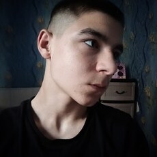 Фотография мужчины Тёма, 18 лет из г. Бреды