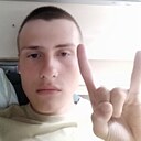 Михаил, 22 года