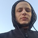 Данил, 23 года