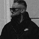 Eg, 32 года