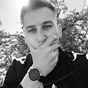 Роман, 24 года