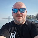 Valerii, 47 лет