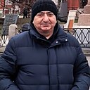 George, 51 год
