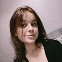 Victoria, 21 год