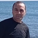 Левон, 42 года