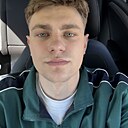 Максим, 23 года