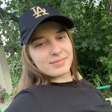 Фотография девушки Полина, 24 года из г. Уфа