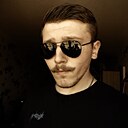 Роман, 18 лет