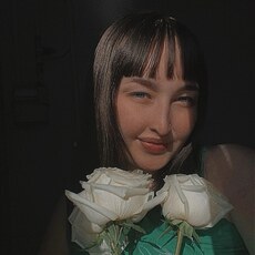 Фотография девушки Евгения, 20 лет из г. Омск
