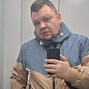 Ден, 44 года