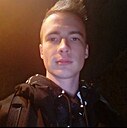 Макс, 24 года