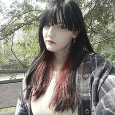 Фотография девушки Уля, 18 год из г. Ачинск