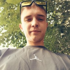 Фотография мужчины Данил, 20 лет из г. Чита