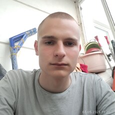 Фотография мужчины Владислав, 18 лет из г. Антрацит