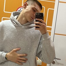 Фотография мужчины Макар, 18 лет из г. Пермь