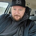 Макс, 33 года